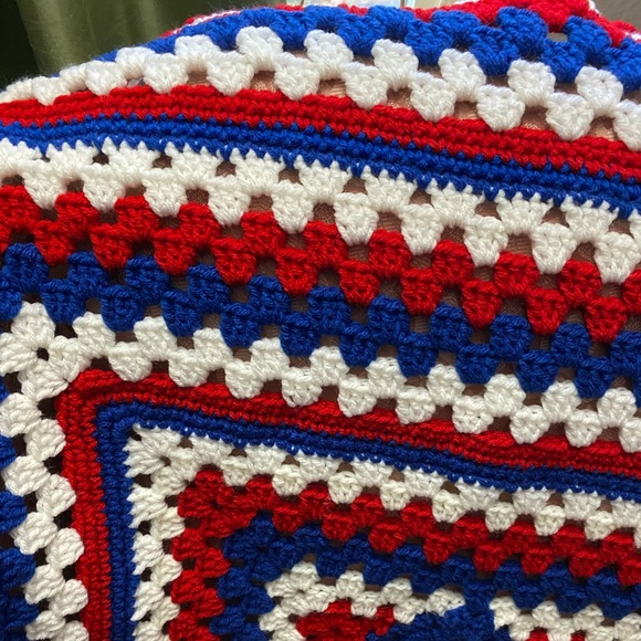 Crocheted Afghan - Picture 3 of 4
